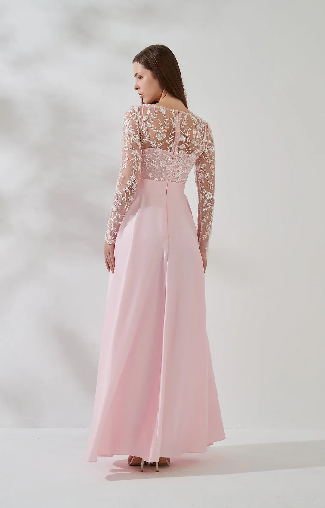 Round Neck Appliquéd Tulle Long Sleeve A-Line Dress with Pockets